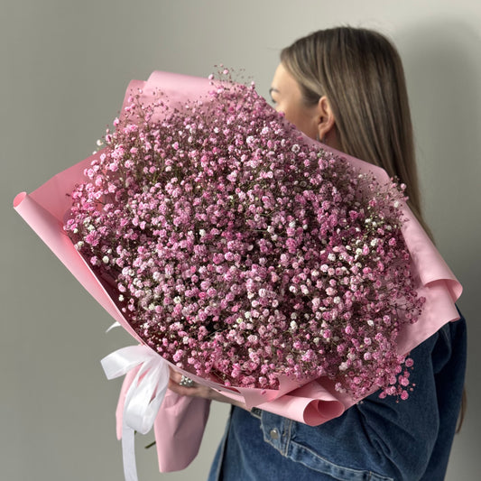 Bouquet of 12 pink gypsophila stems in airy cloud-like shape