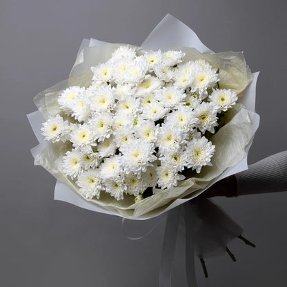 Bouquet of 8 white spray chrysanthemums with greenery