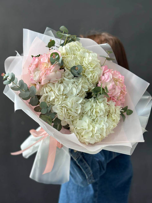 Bouquet of hydrangeas